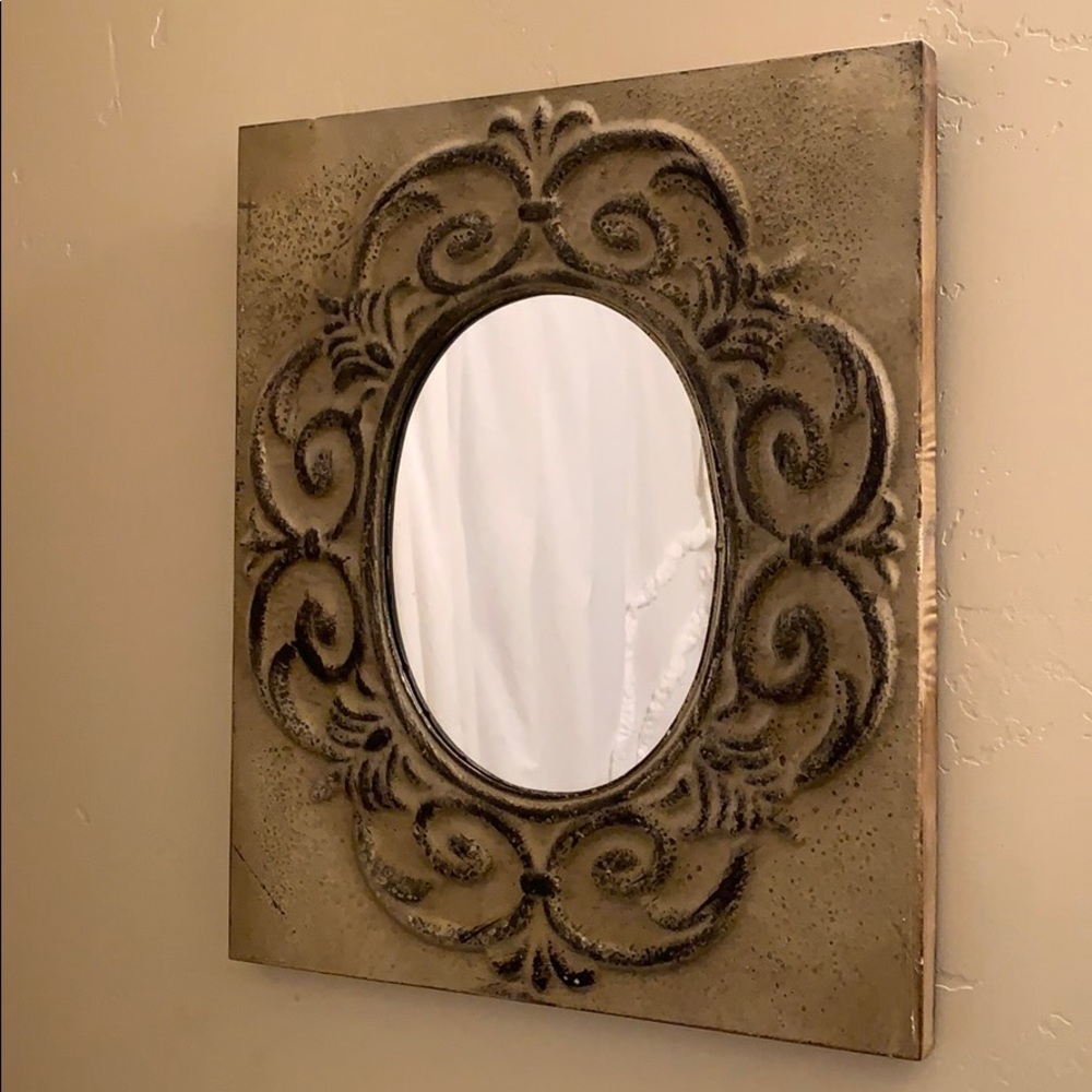 Bathroom decor